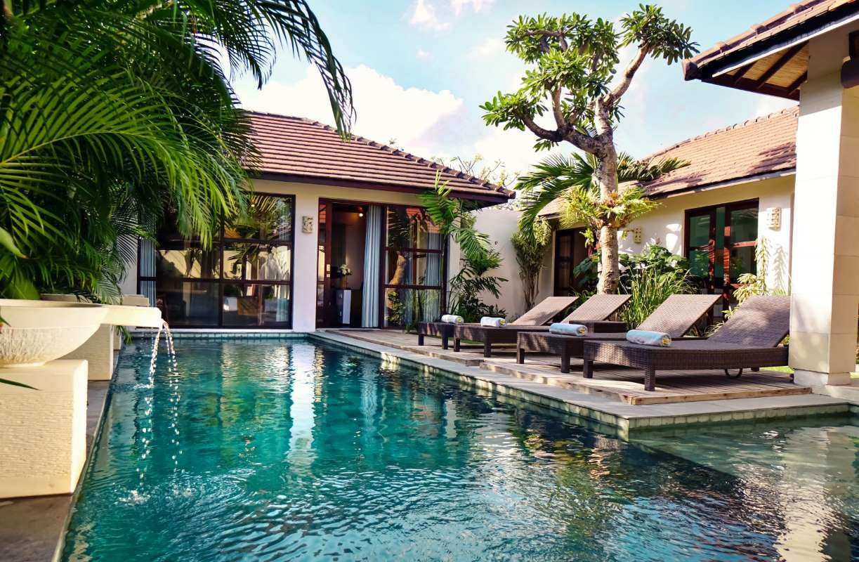 Boosting Retention With Birthday Gifts in Palm Coast, Florida — pool service business insights
