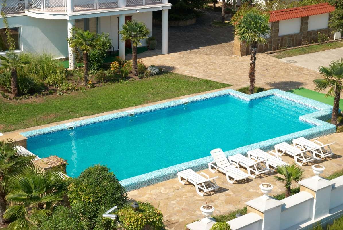 California's Microclimates: Tailoring Pool Services by Region — pool service business insights