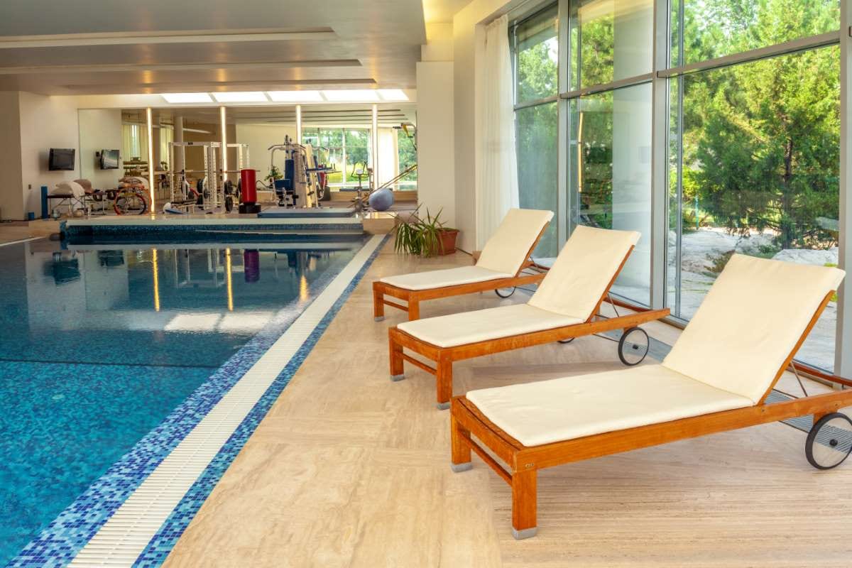 Crafting the Perfect Elevator Pitch for Your Pool Route Business — pool service business insights