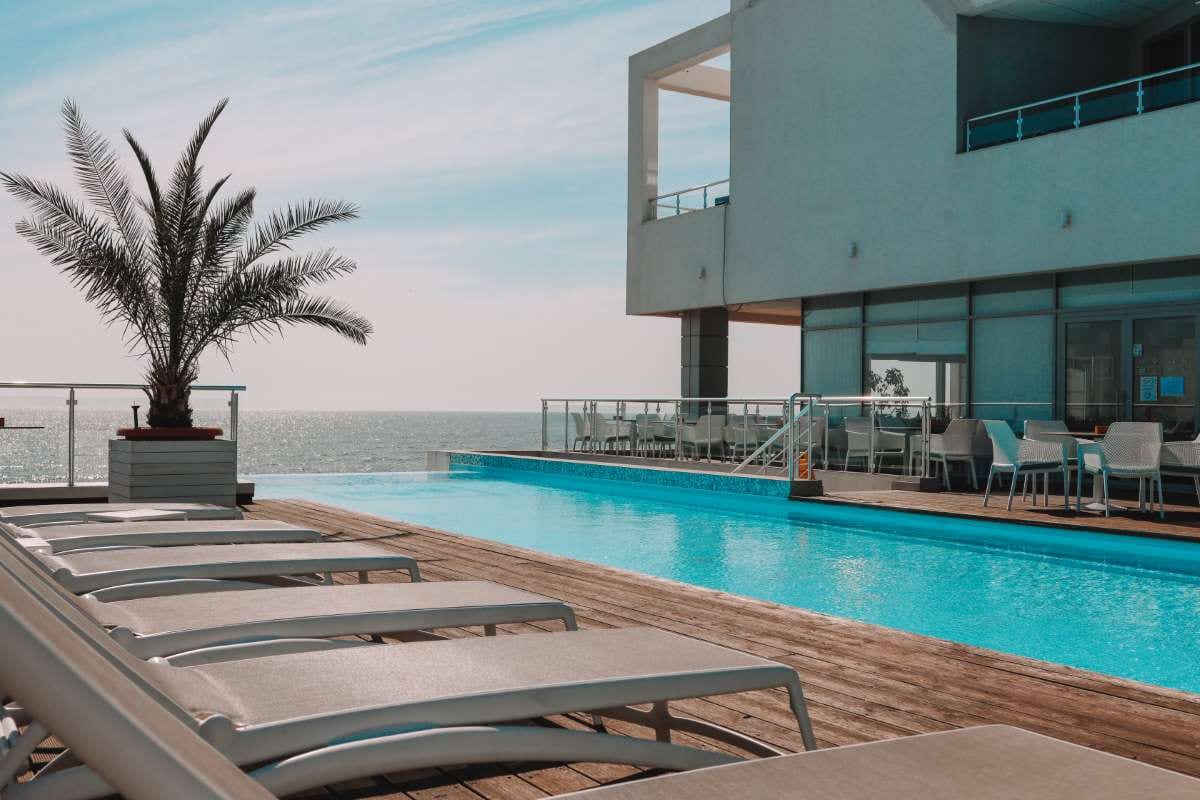 Email Sequence Templates for New Pool Route Clients — pool service business insights