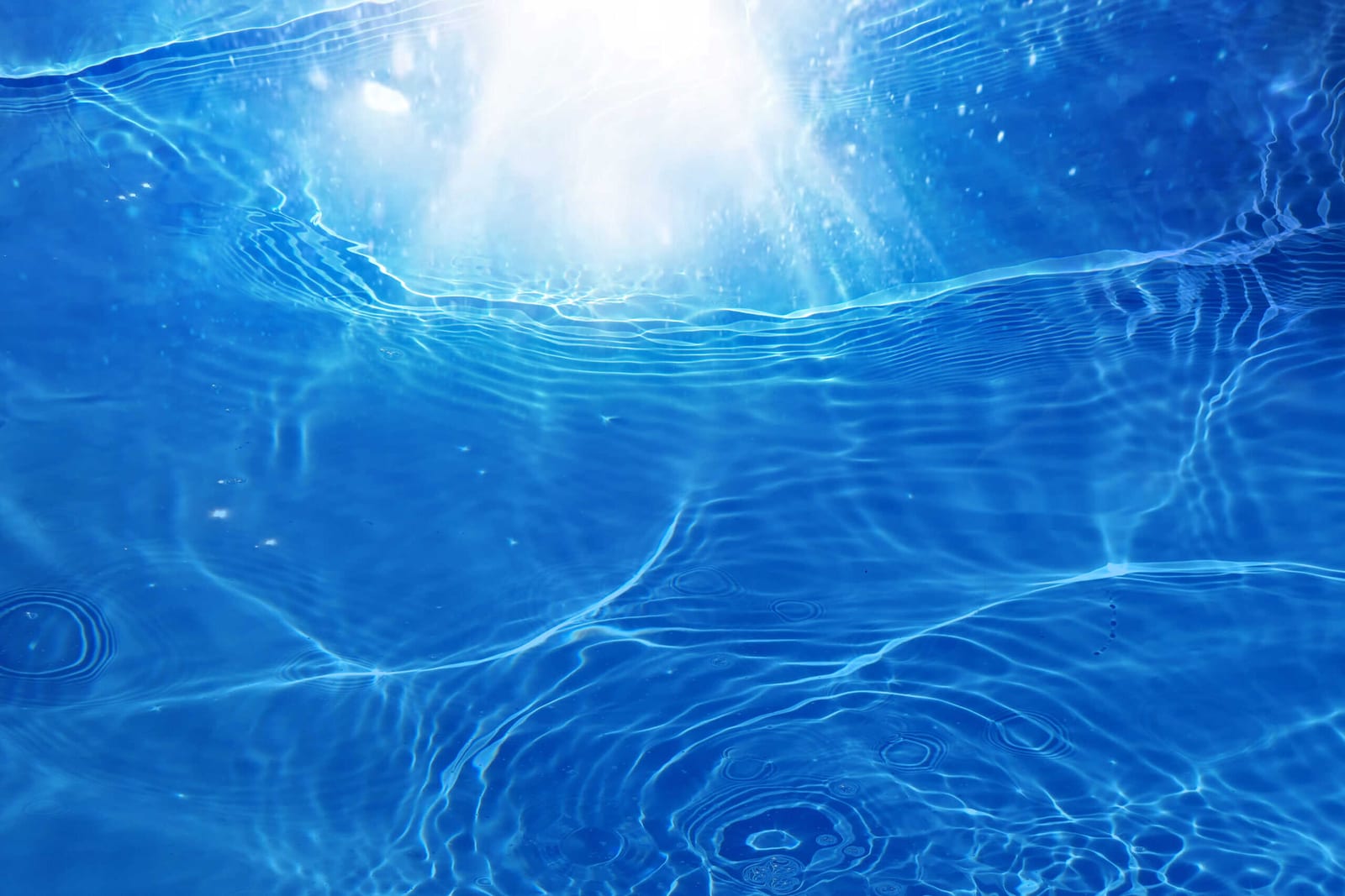 How Bather Load Influences Water Chemistry Patterns — pool service business insights