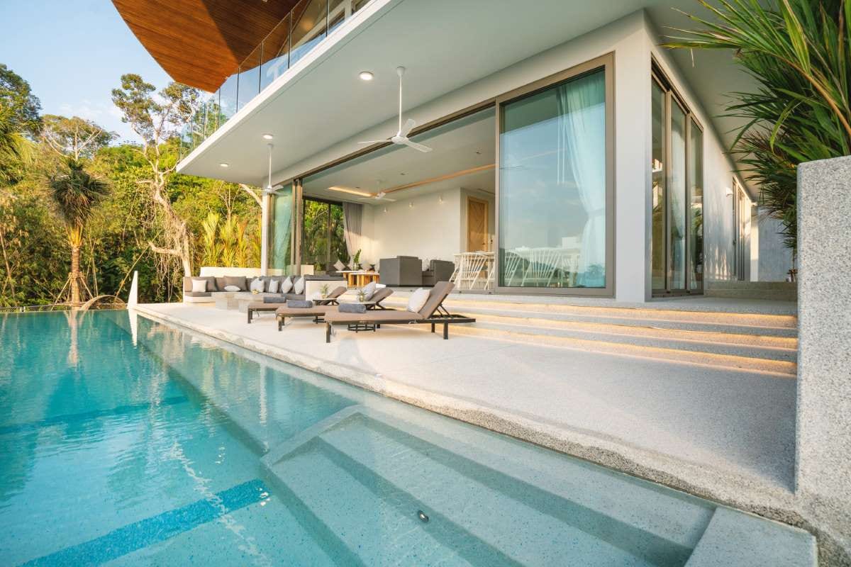 How to Upsell Saltwater Systems in Peoria, Arizona — pool service business insights