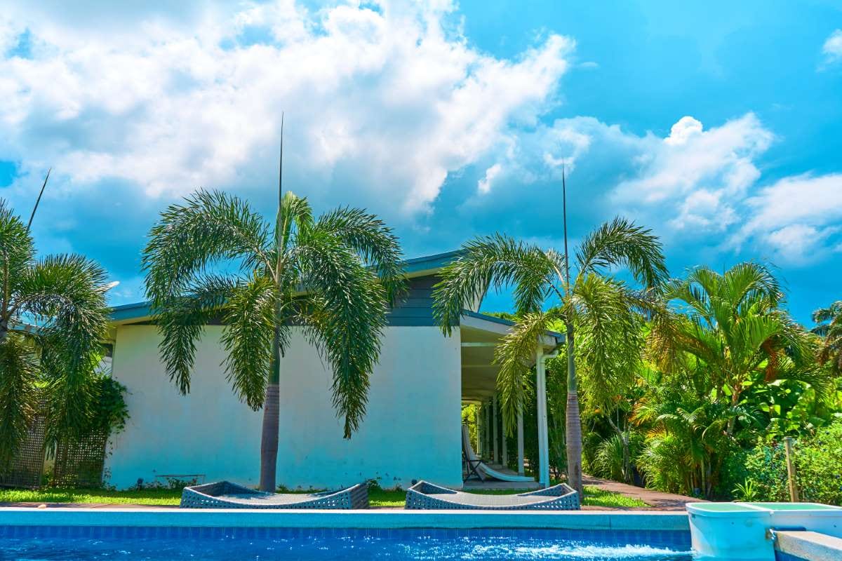 Is the Pool Industry Growing in Florida? — pool service business insights