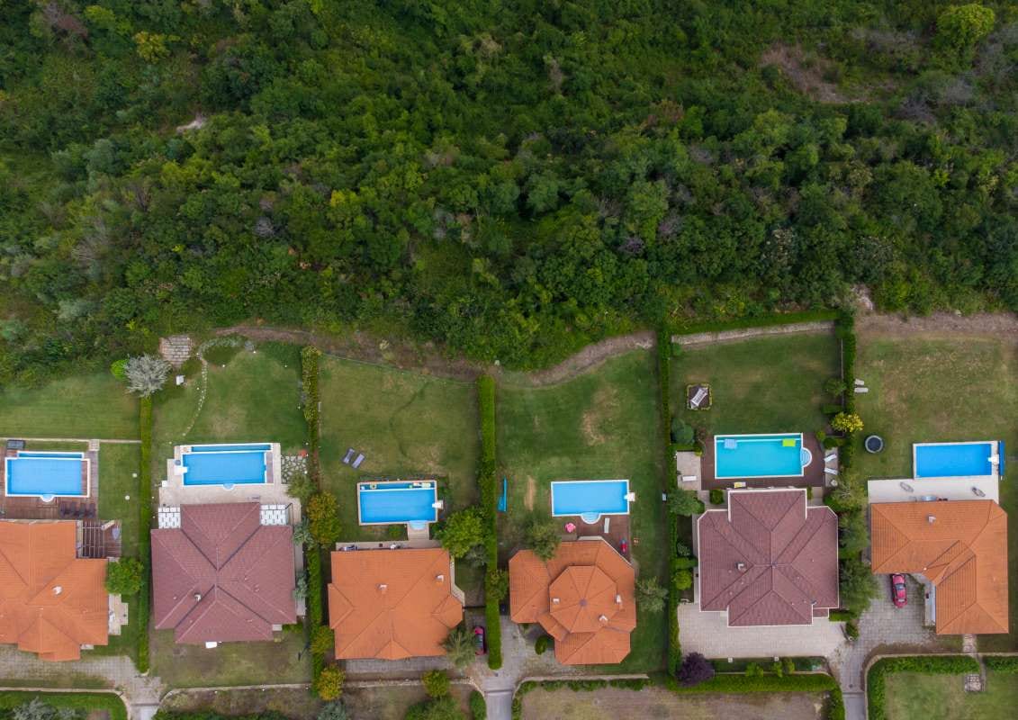 Reducing Odors and Irritation with Proper Chemical Balance — pool service business insights