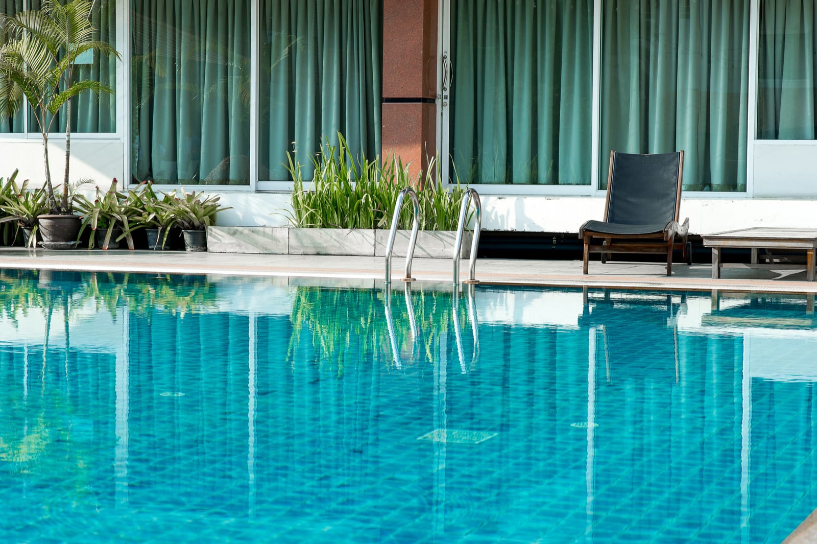 Setting Seasonal Client Expectations in Delray Beach, Florida — pool service business insights