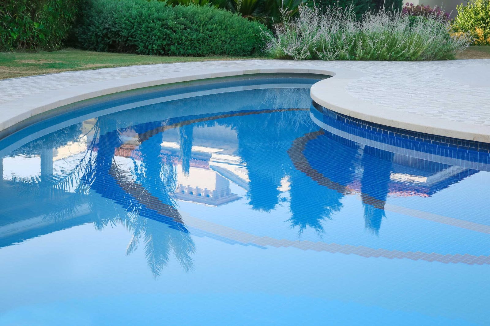 Superior Pool Routes' State-Specific Opportunities — pool service business insights