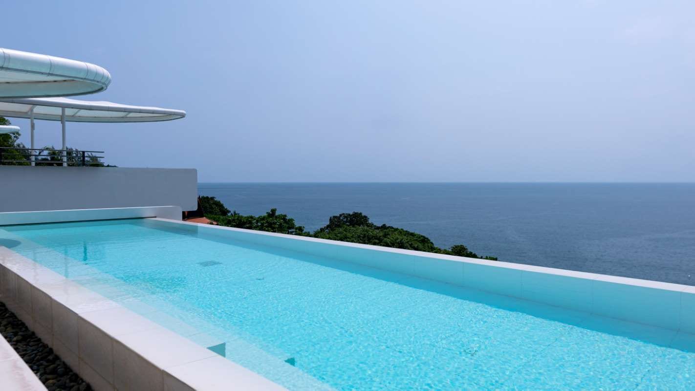 The Best CRM Features for North Miami, Florida — pool service business insights