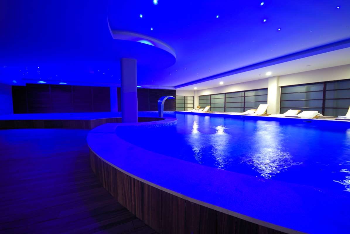 What to Track on a Weekly Dashboard in Flagstaff, Arizona — pool service business insights