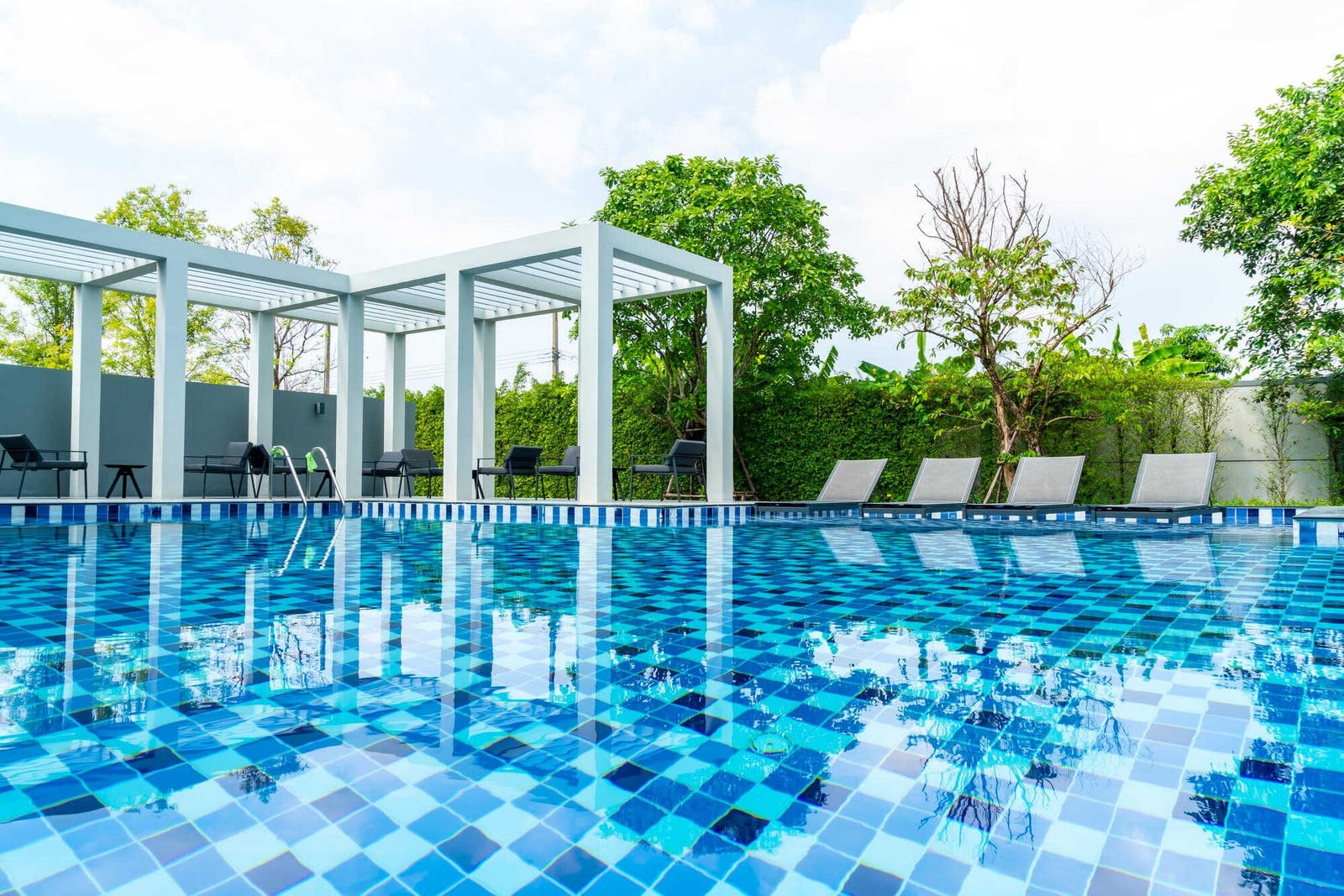 Where Pool Entrepreneurs Are Finding Success in Palm Coast, Florida — pool service business insights