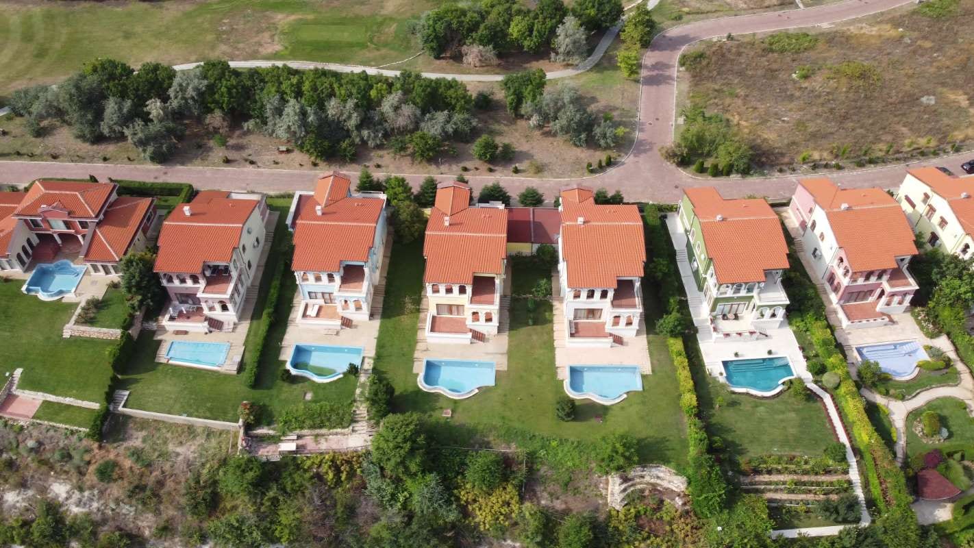 Why Bundling Services Boosts Average Revenue Per Customer — pool service business insights