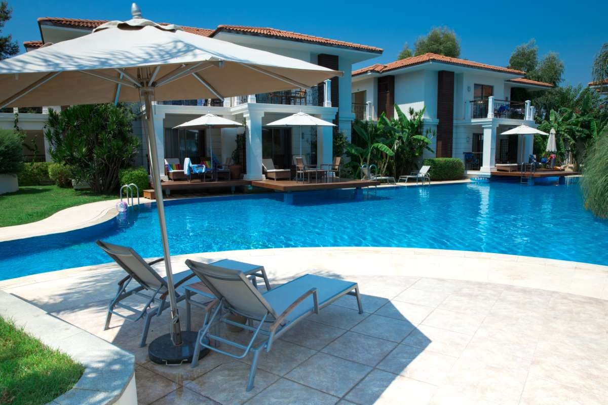 Why Deck Safety Standards Vary by Region — pool service business insights
