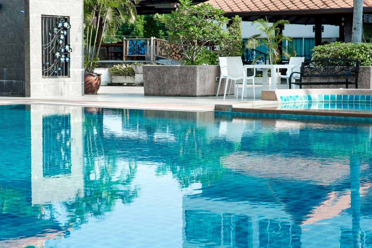 Why Pools in Coastal Cities Experience Faster Equipment Corrosion — pool service business insights