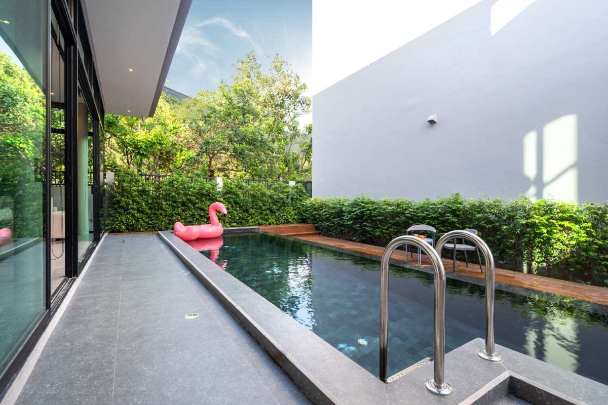 Why Shift-to-Sunbelt Migration Increases Pool Ownership — pool service business insights