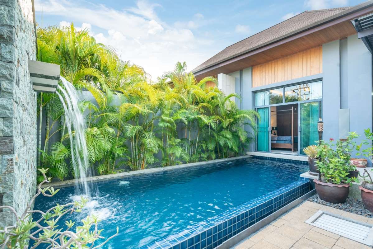 Why Technician Self-Management Improves Route Efficiency — pool service business insights